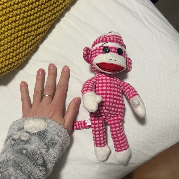 small sock monkey pink - Picture 3 of 3